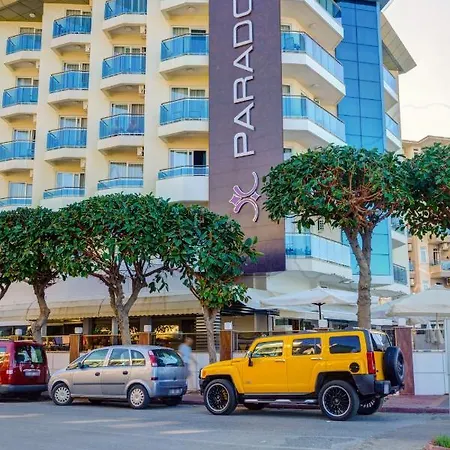 מלון Parador Beach Hotel All Inclusive