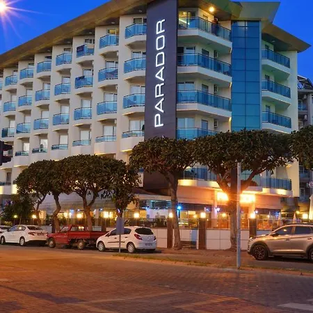 Parador Beach Hotel All Inclusive מלון