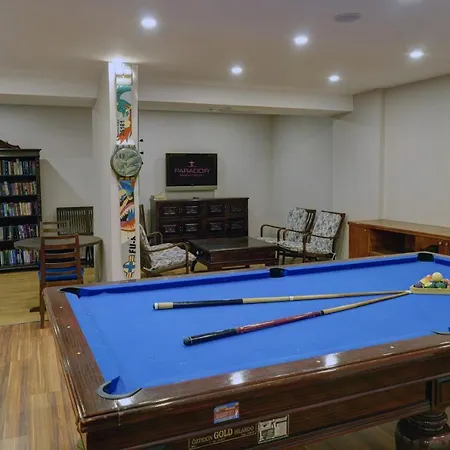 מלון Parador Beach Hotel All Inclusive אלאניה