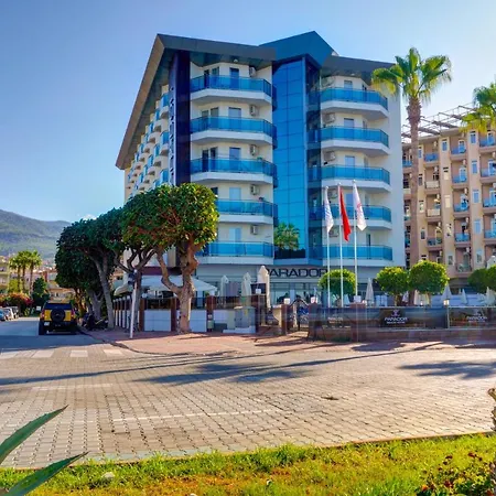 Parador Beach Hotel All Inclusive 3* אלאניה