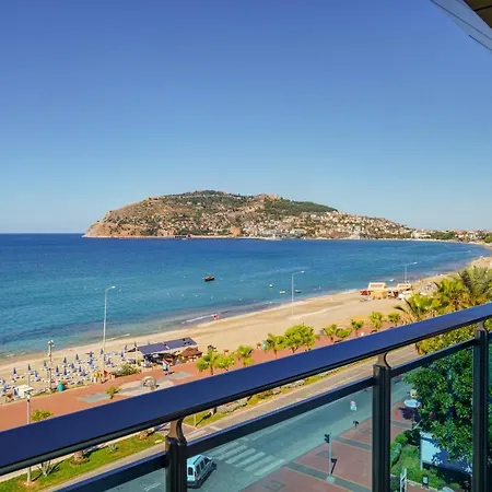 Parador Beach Hotel All Inclusive מלון 3*
